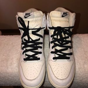 Men’s High Top Nike’s size 11